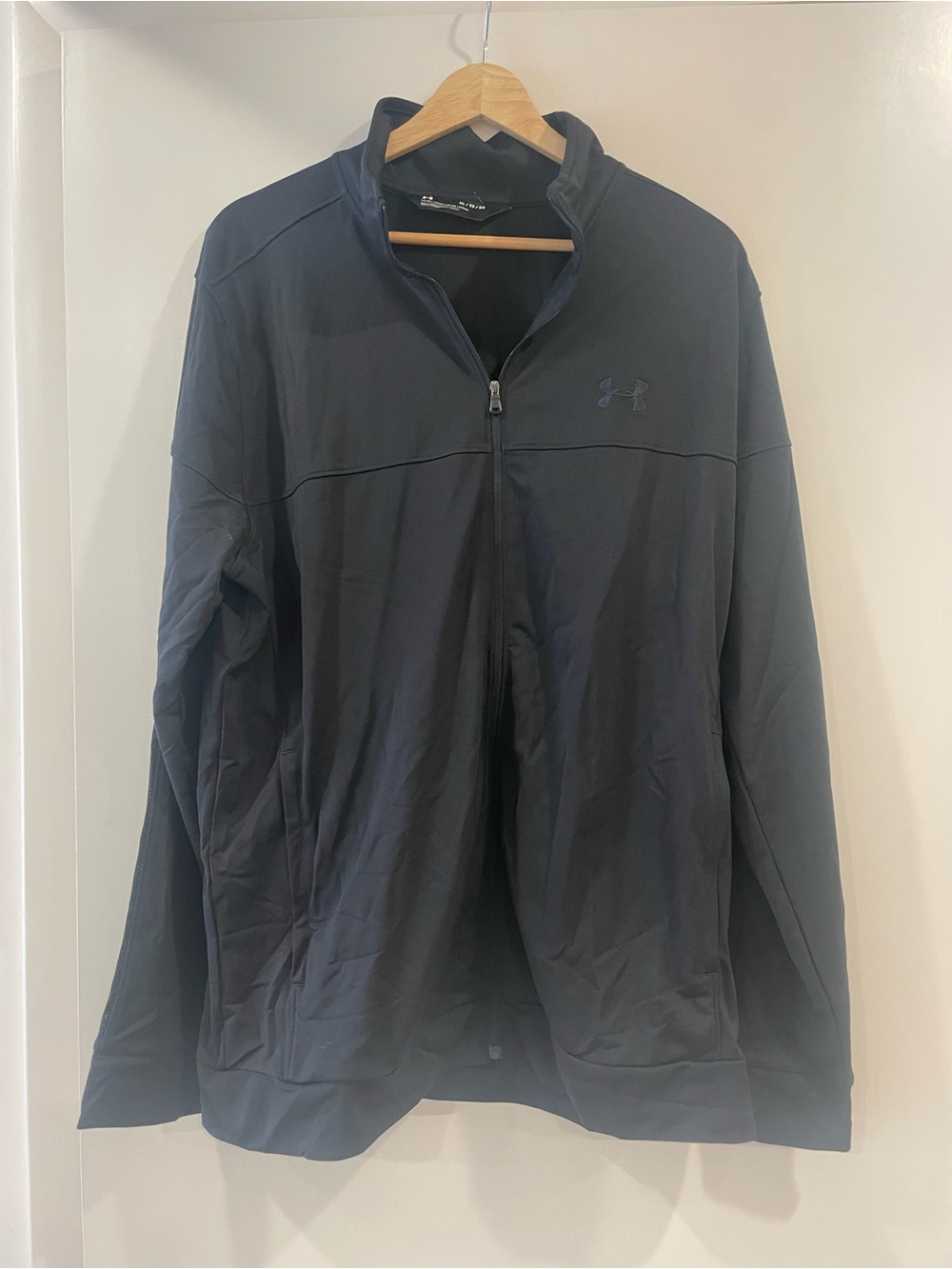 NWOT Under Armour Men's black Full-Zip Performance Jacket